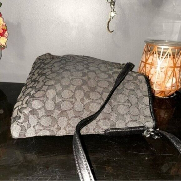 Coach Signature C Crossbody Satchel - Picture 5 of 7